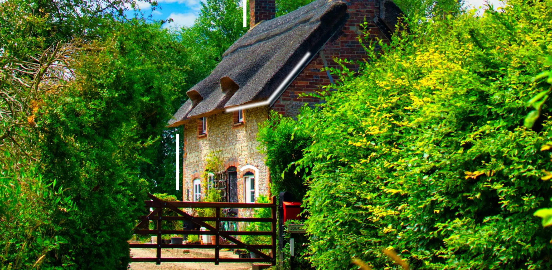 Как сэкономить на строительстве дачного дома: 3 рабочих варианта