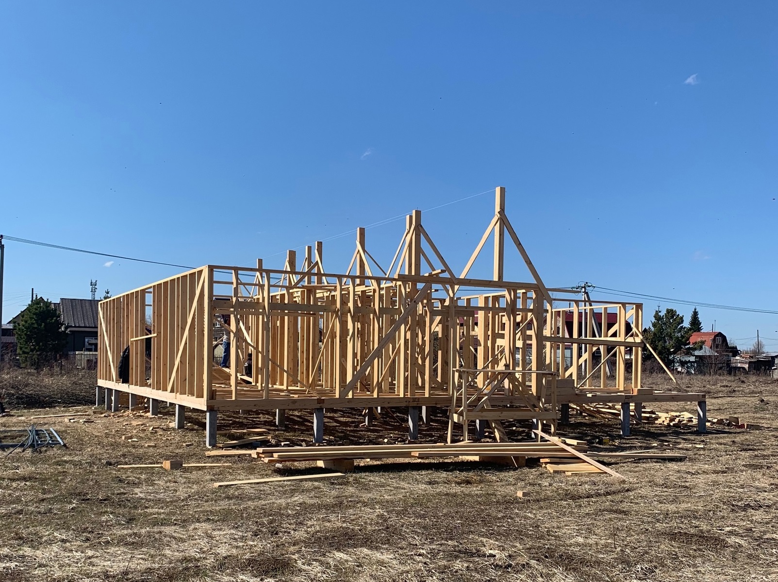 Возведение каркасных конструкций