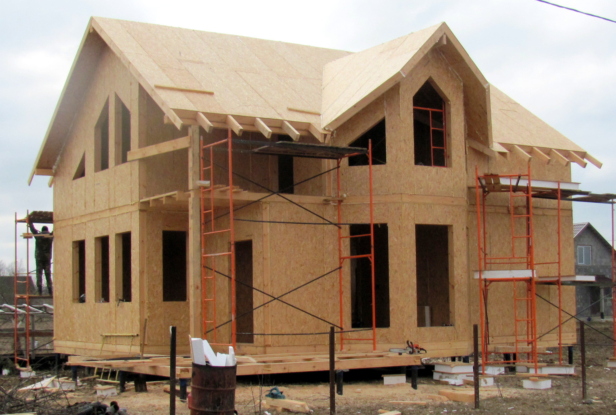 Монтаж стен каркасных и из полистиролбетонных блоков