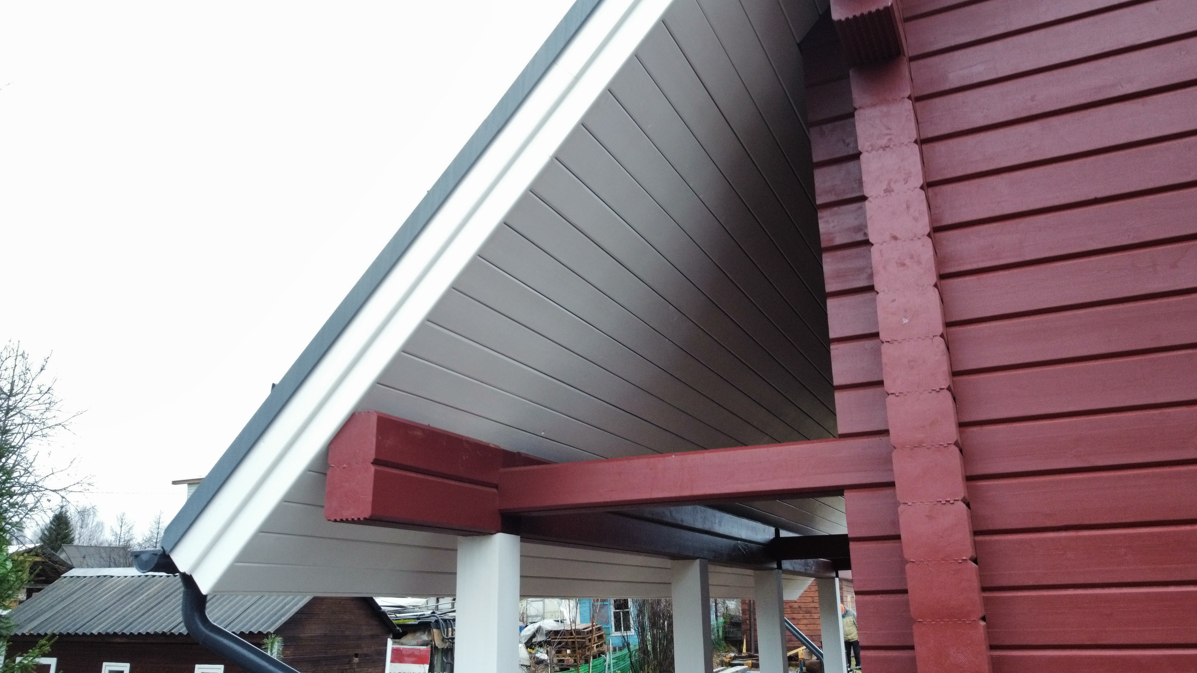 Монтаж кровли в частных домах