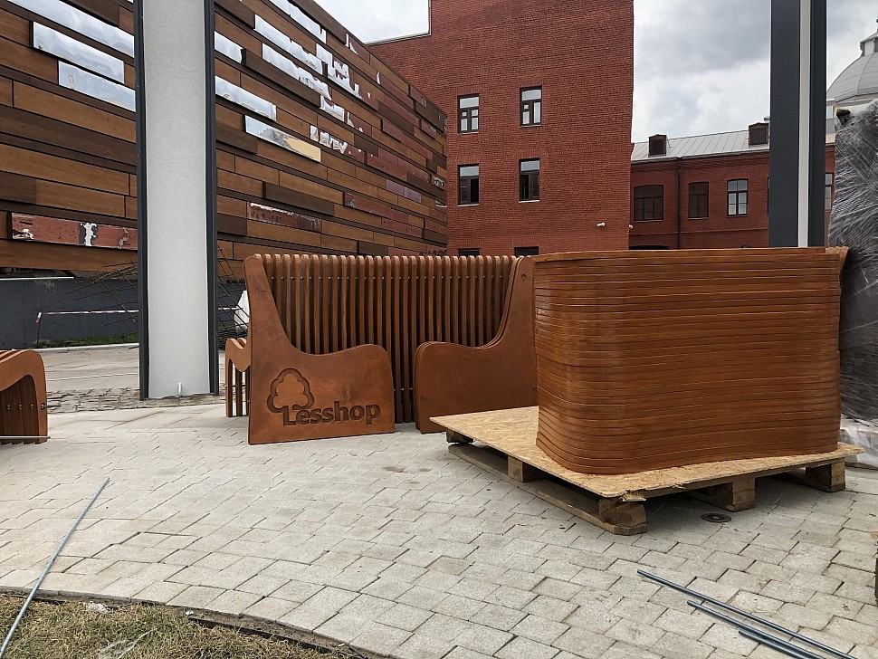 Производство и монтаж уличной мебели