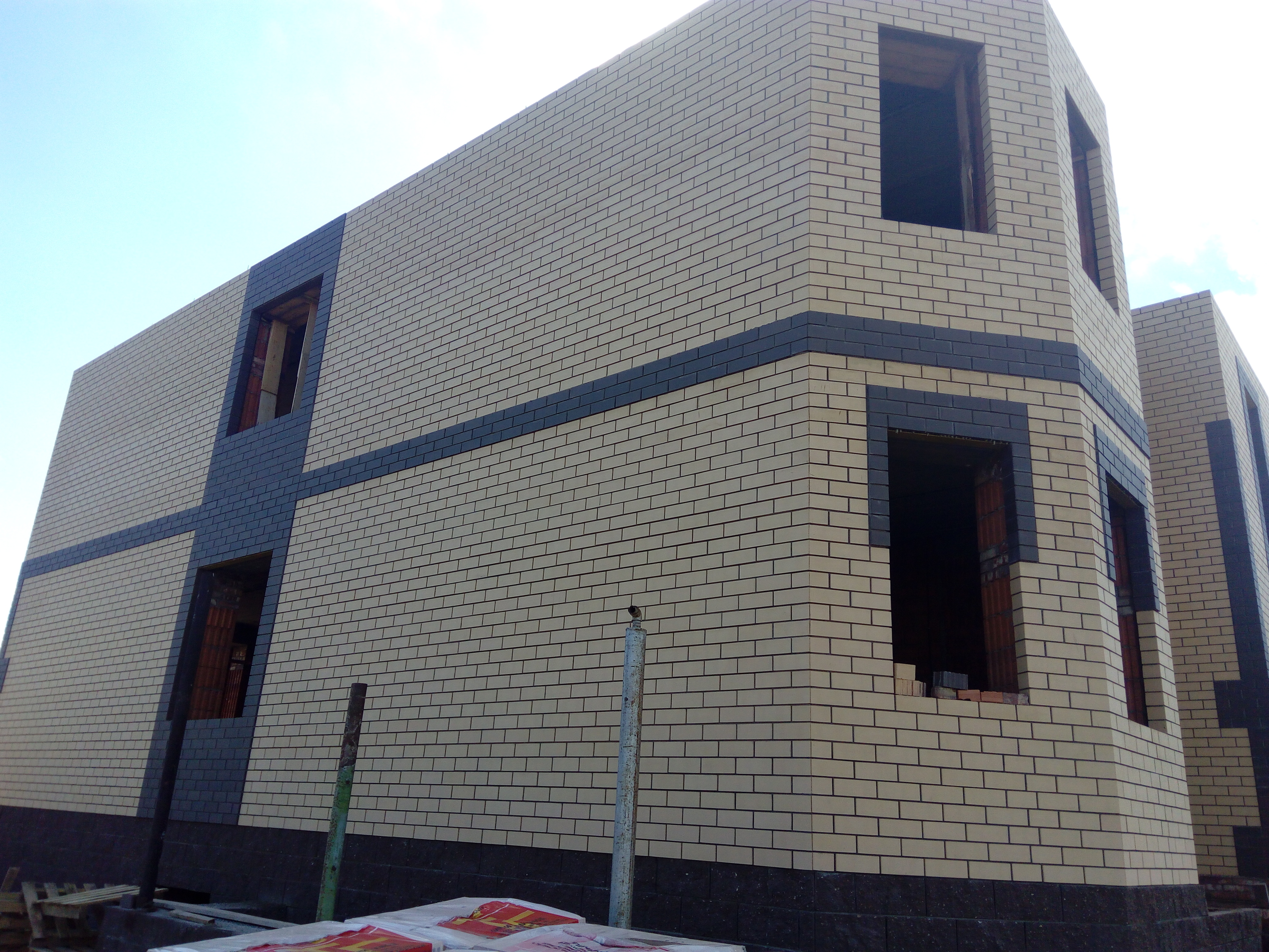 Возведение стен из кирпича,газоблока, керамзитобетонных блоков, теплоблока 