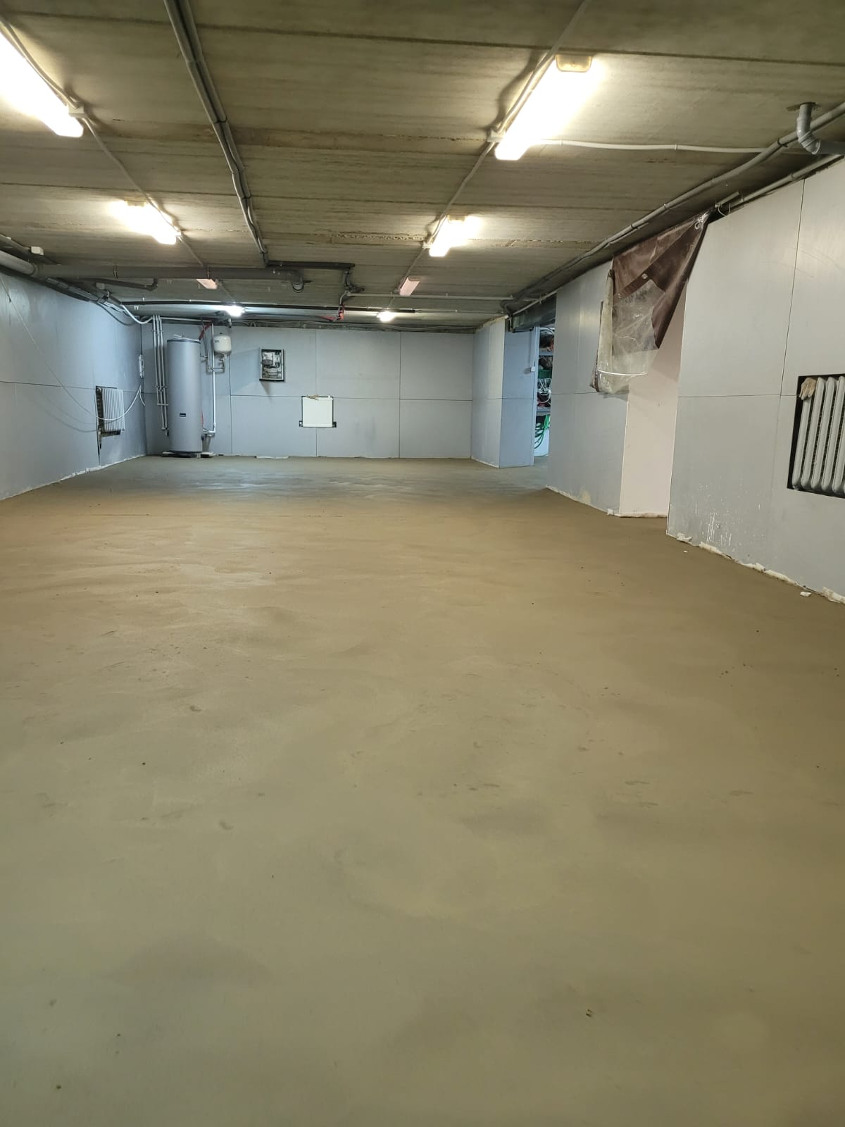 Механизрованная стяжка пола