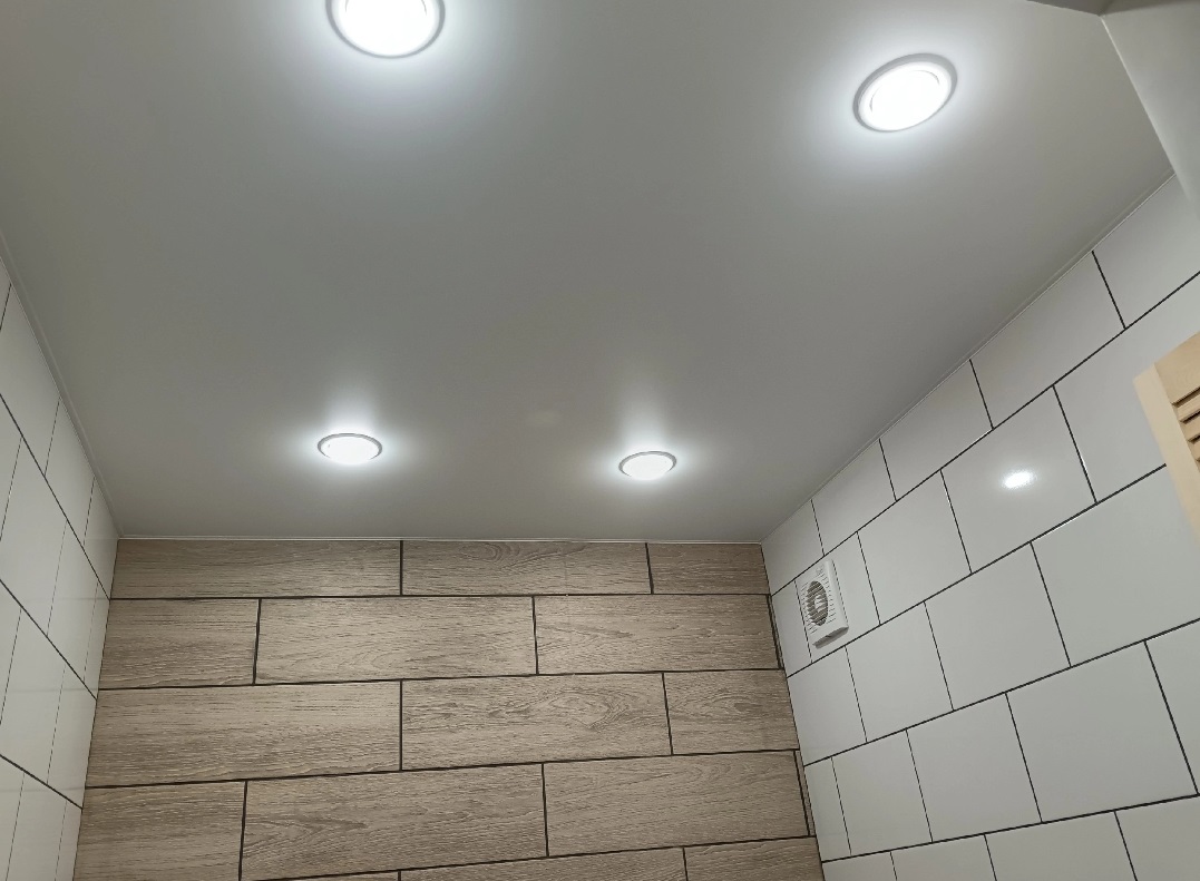 Производство и установка натяжных потолков