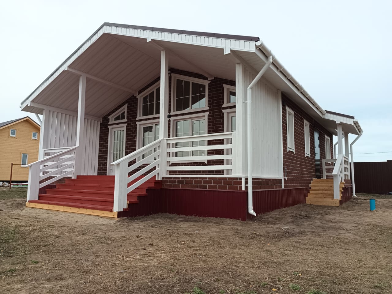 возведем стены (строение) с наружными размерами в различных размерах, возведем жесткий каркас дома