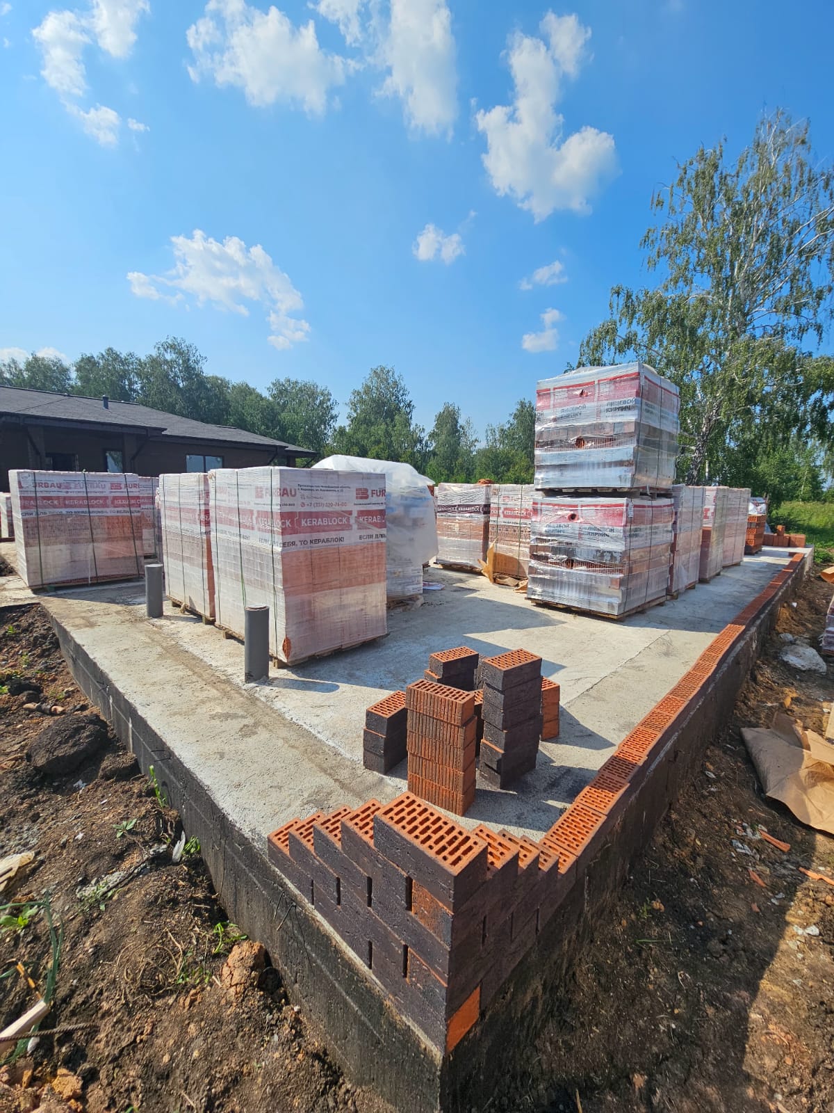 Заливка фундамента