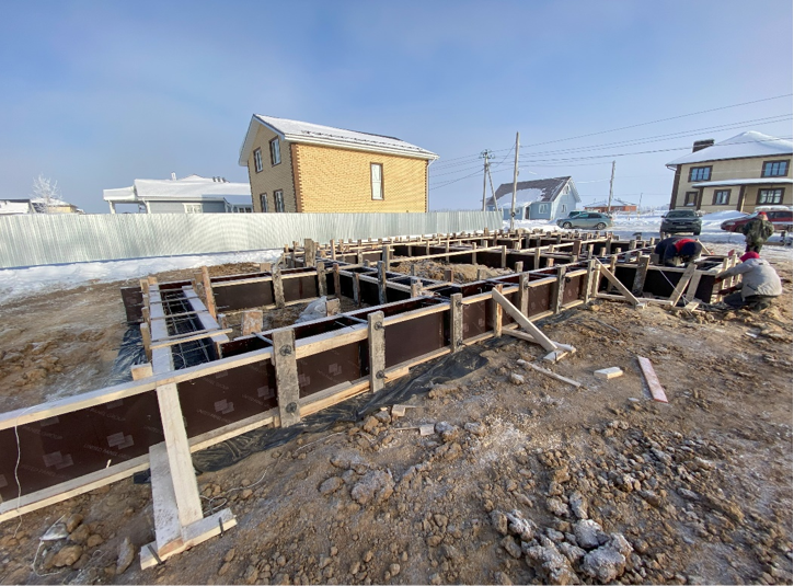 Возведение фундамента 