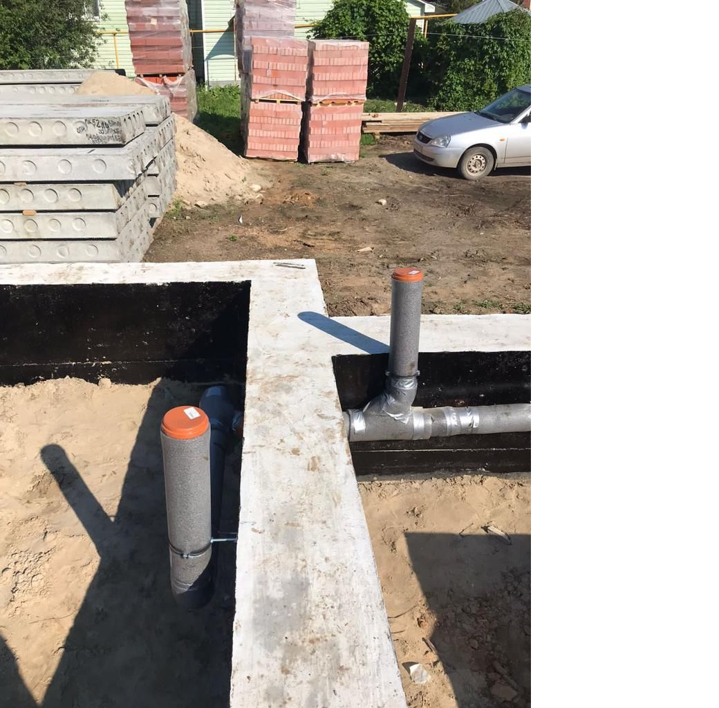 Возведение фундамента