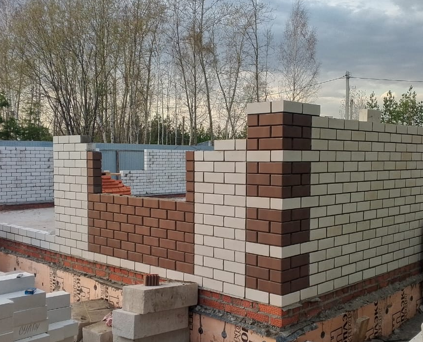 Возведение стен