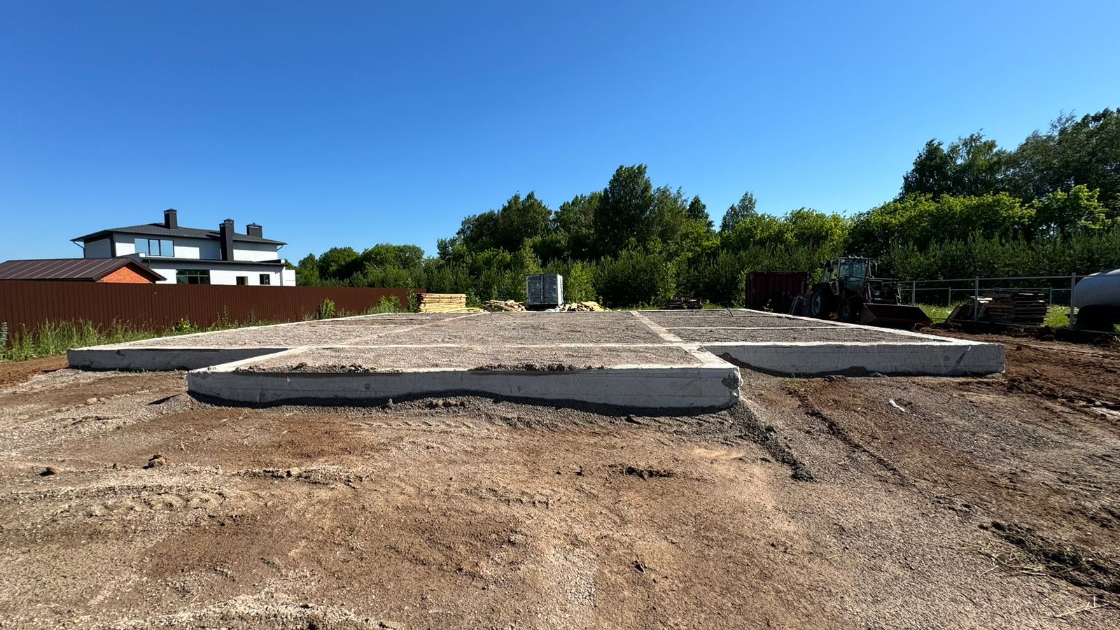 Строительство фундамента