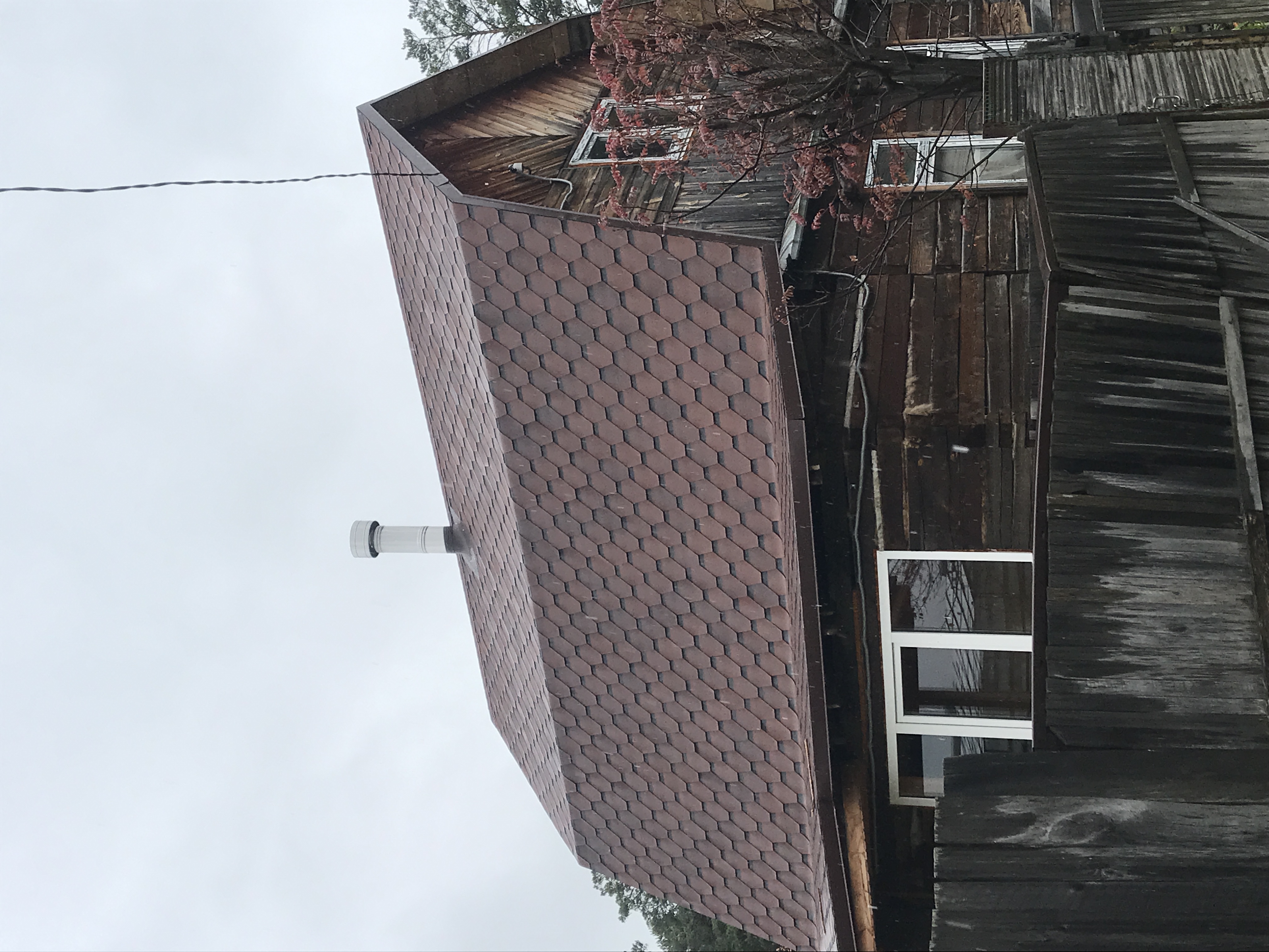 Монтаж кровли зданий