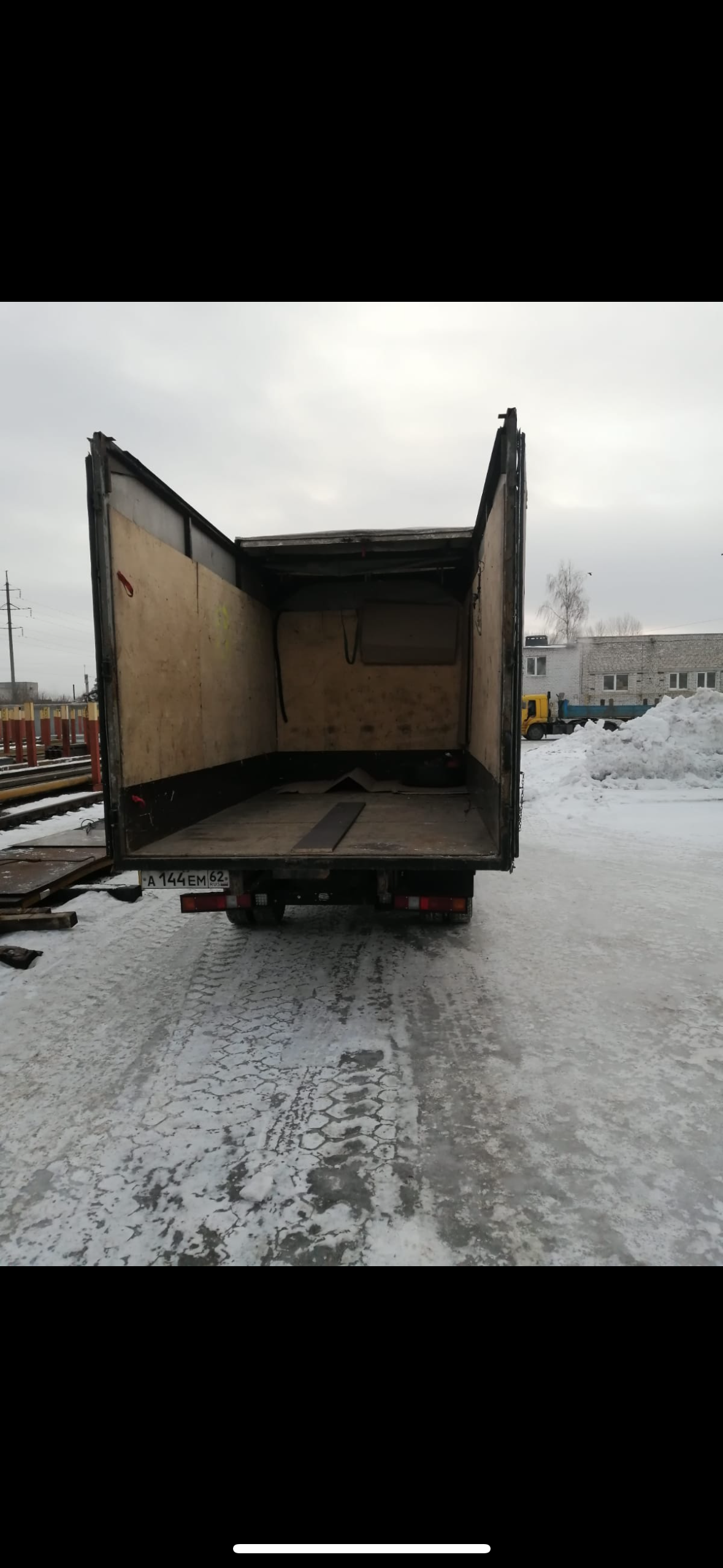 Грузоперевозки 