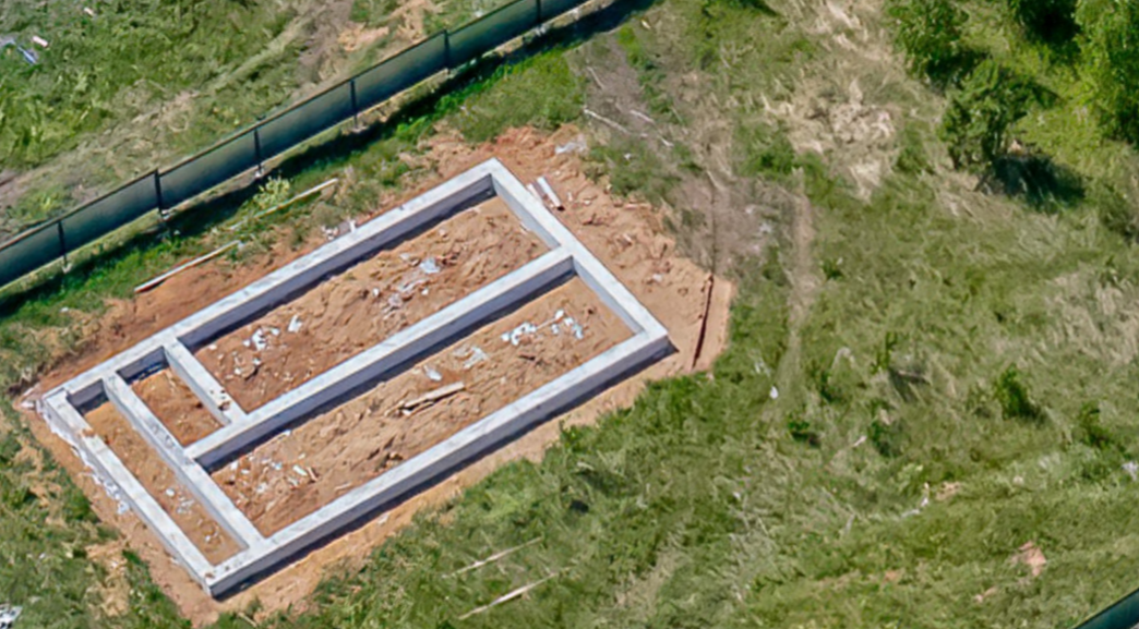 Возведение фундамента