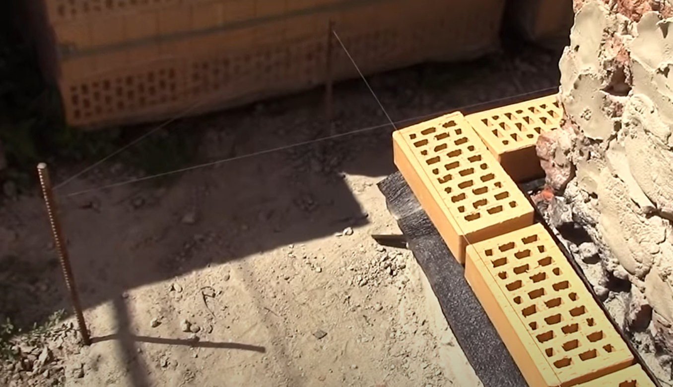 Возведение стен