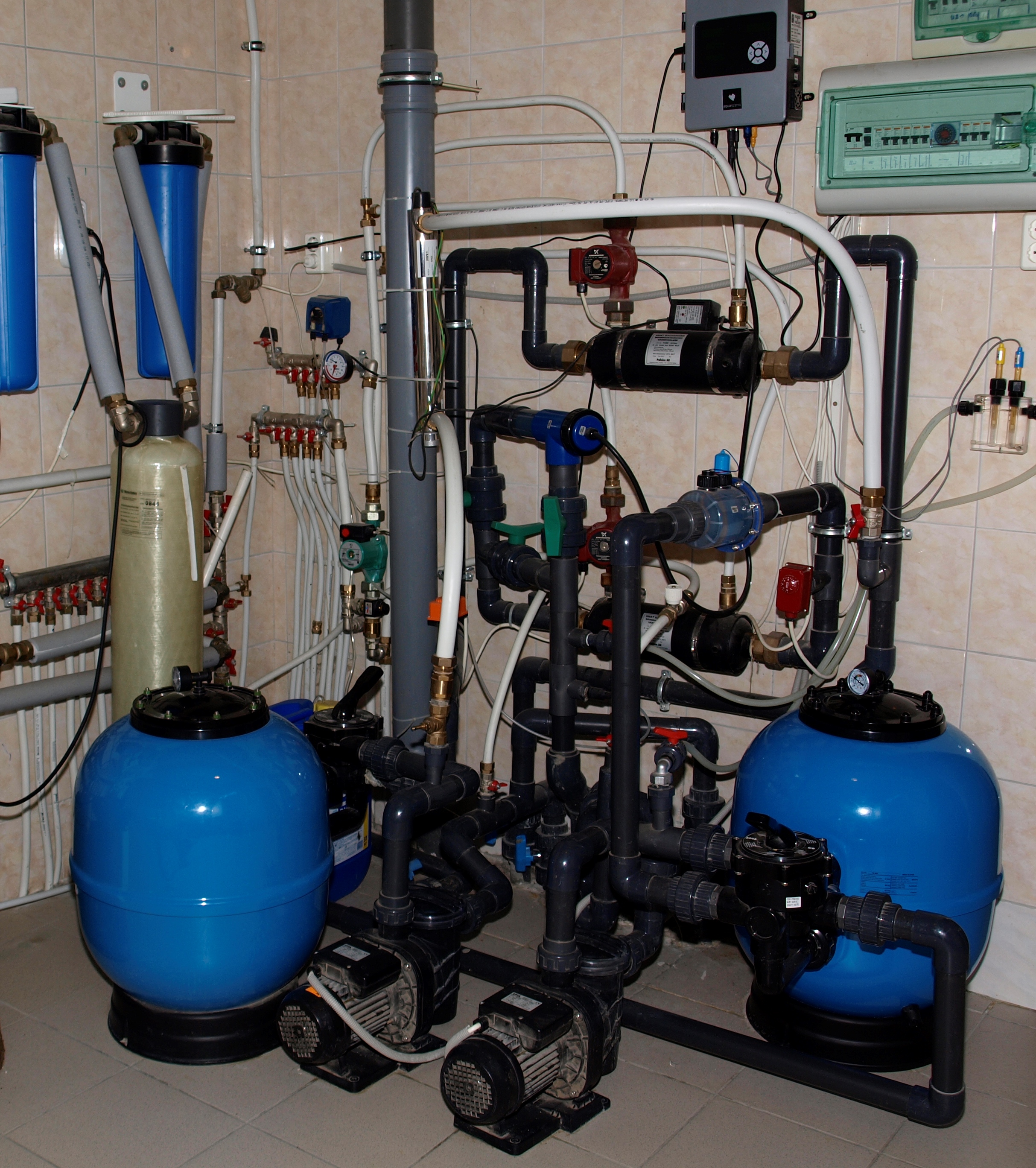 Строительство бассейнов, саун, хамамов. 