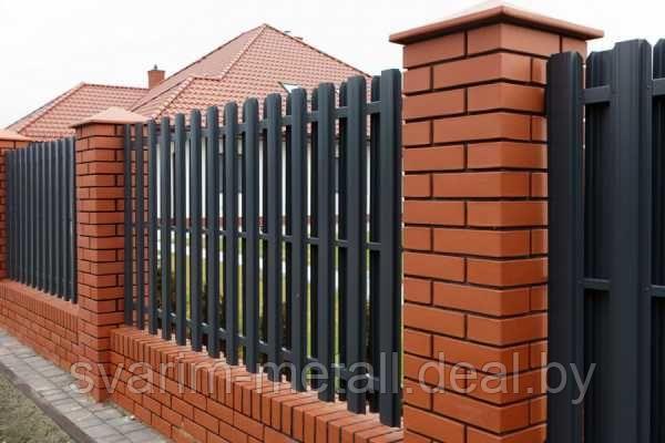 Заборы из профнастила, штакетника, 3D-сетки