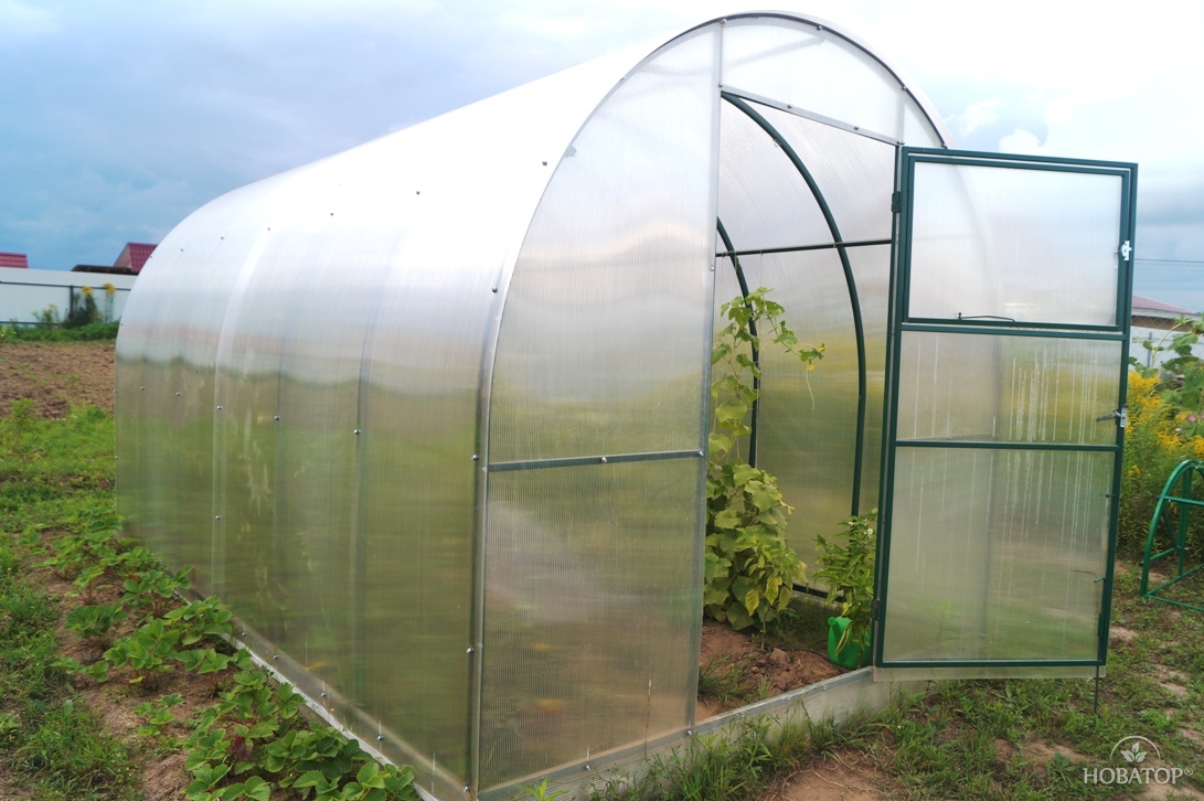Теплицы Новатор