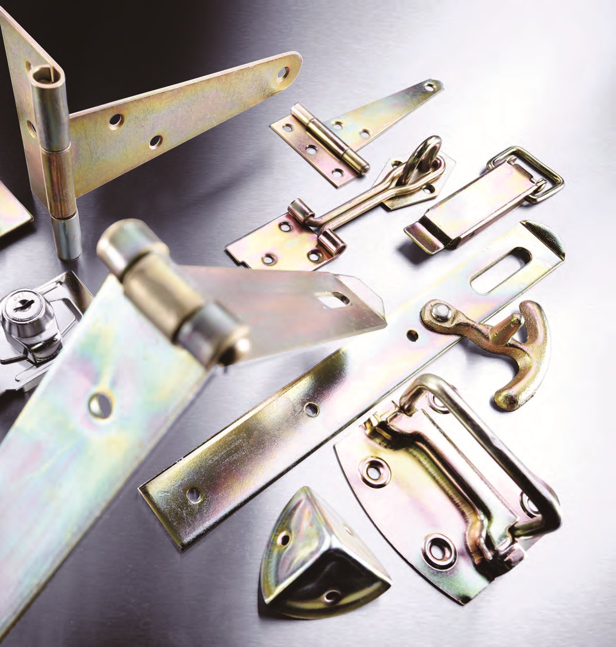 Торговля скобяными изделиями