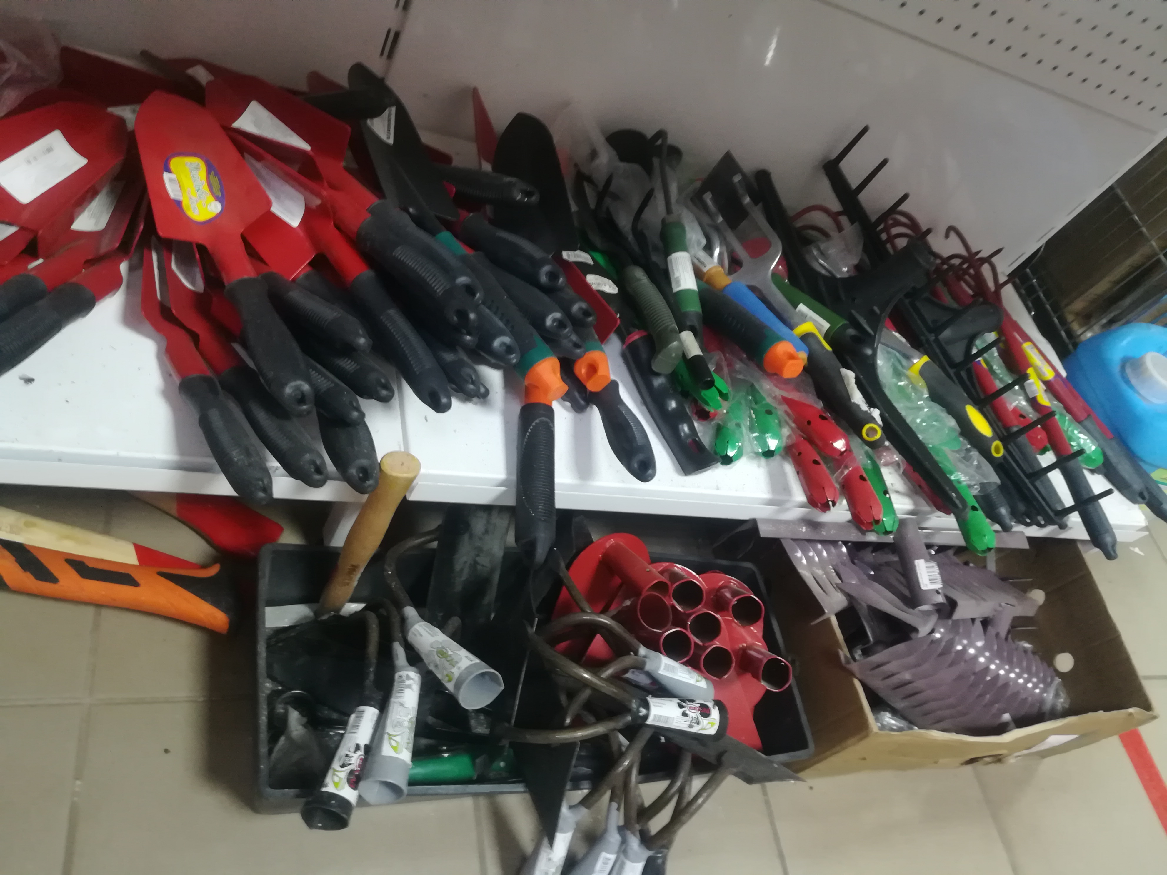 Инструменты садовые