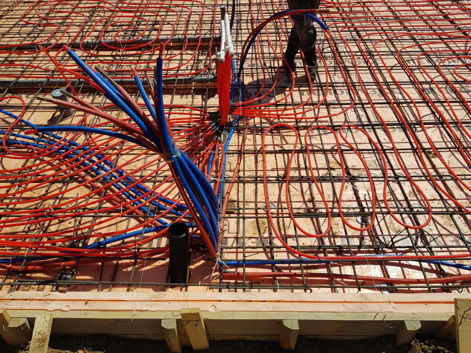 Устройство УШП фундаментов под ключ