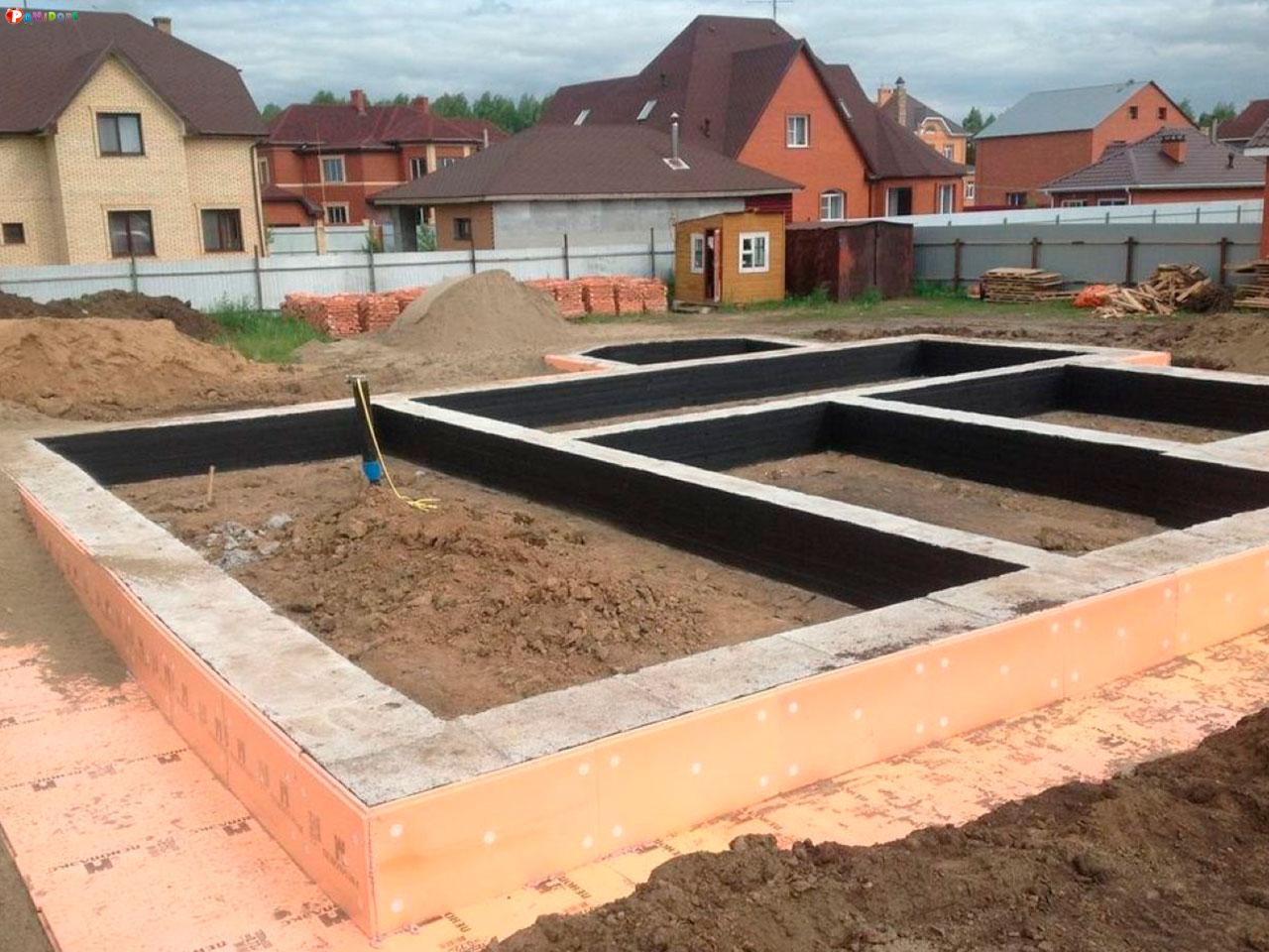 Возведение фундаментов различной сложности под ключ.