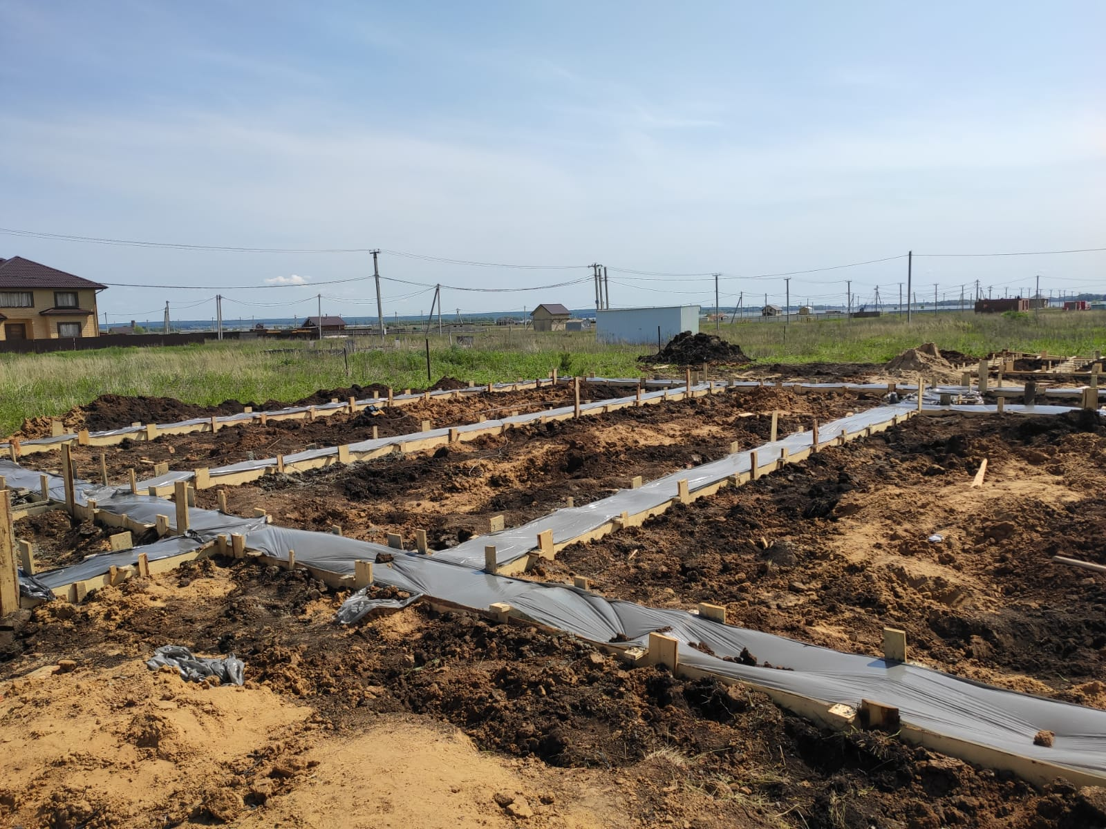 Заливка фундамента