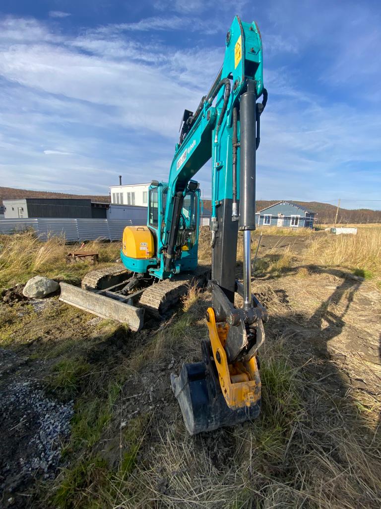 Мини-экскаватор