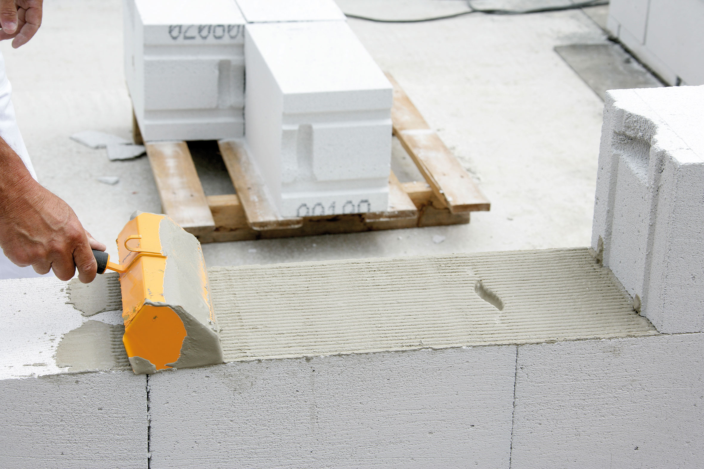 Возведение стен