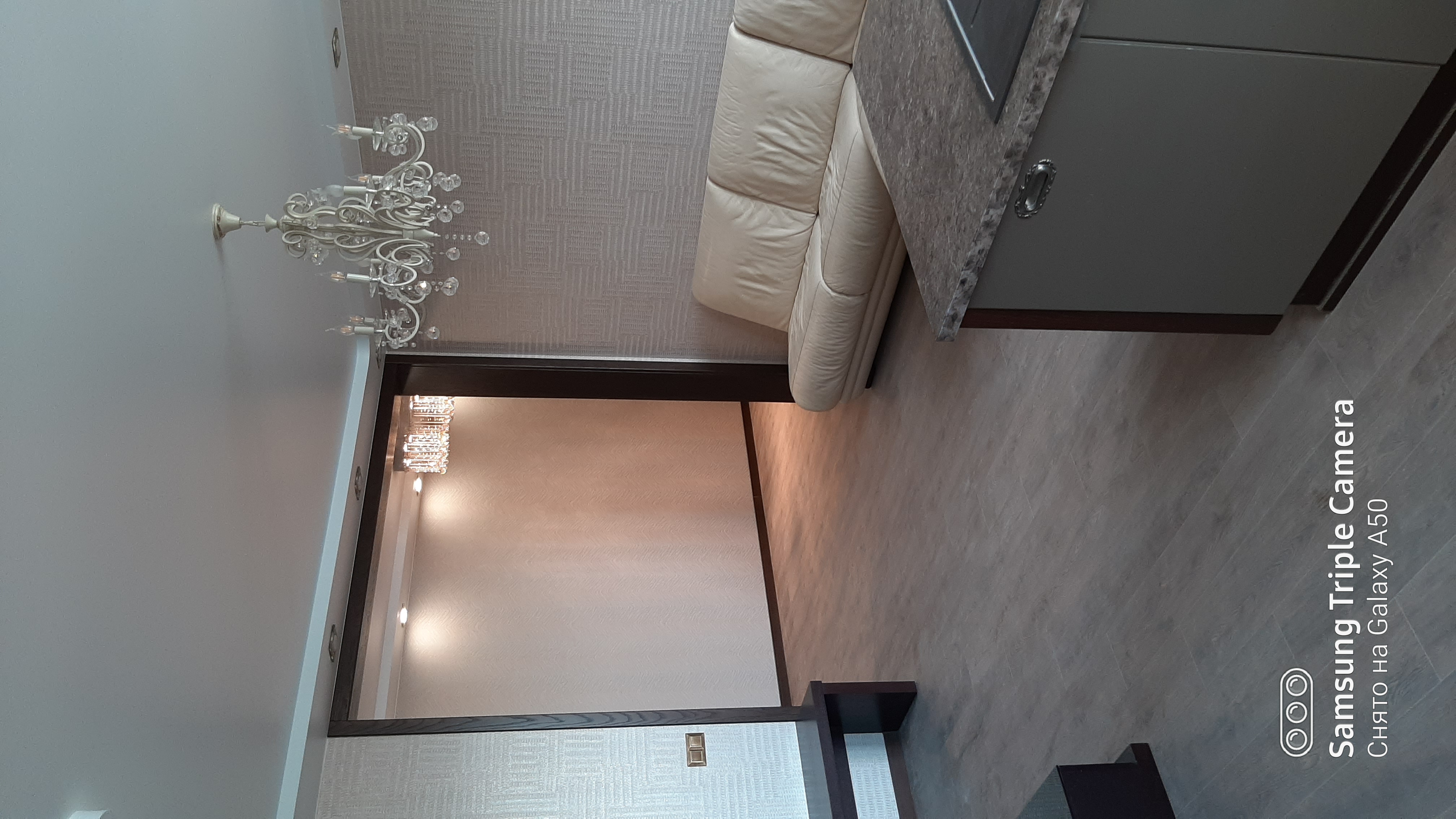 Монтаж натяжных потолков