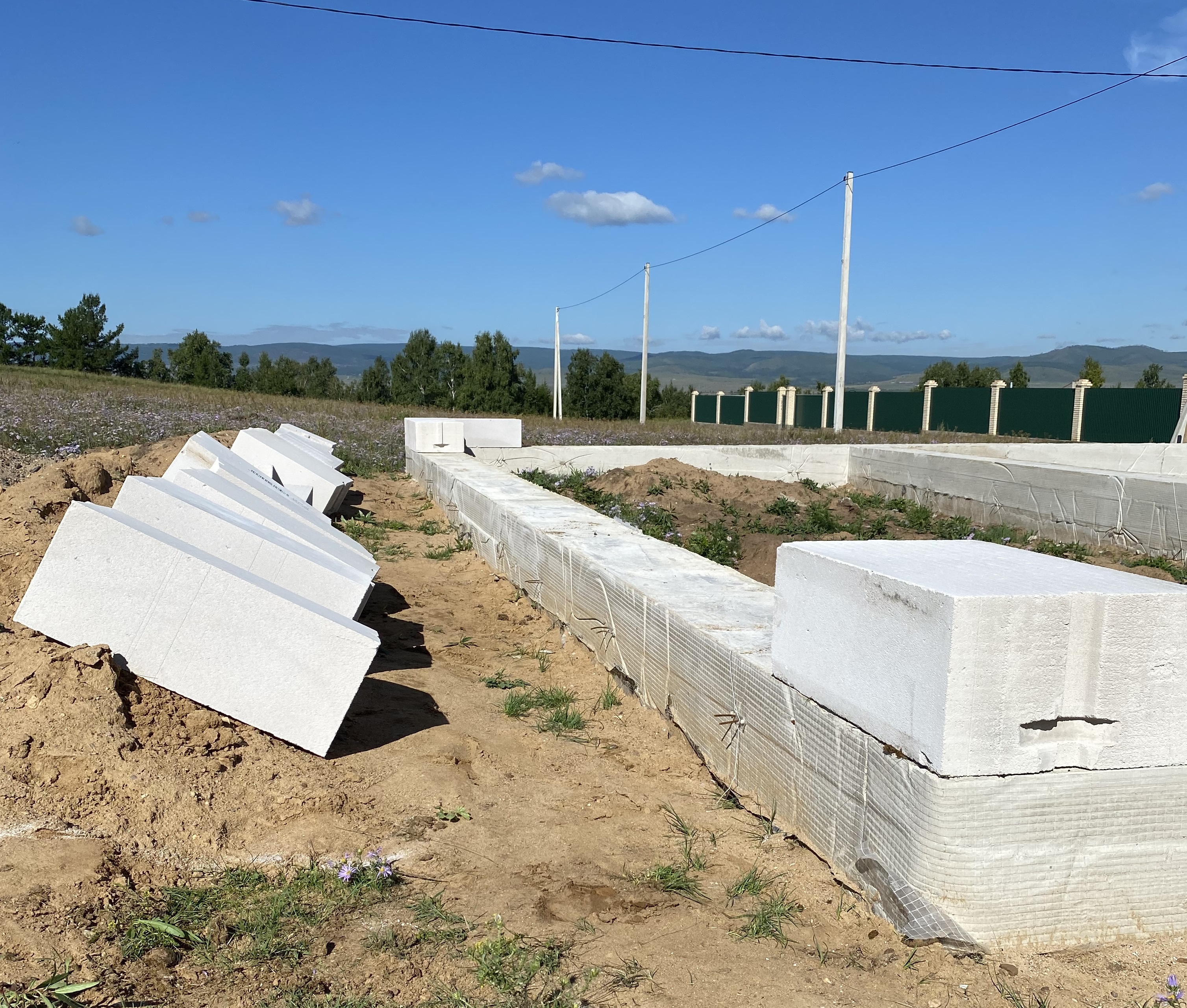 Возведение стен из газобетона