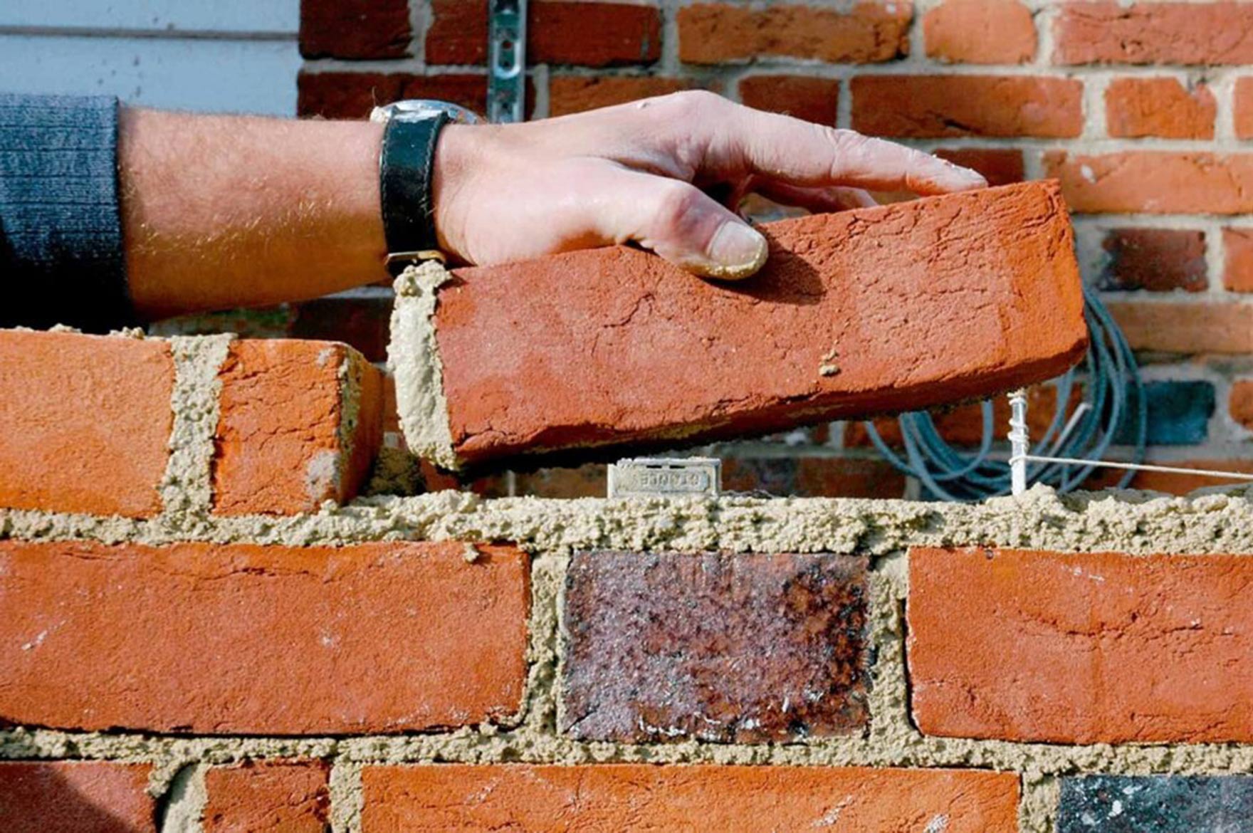 Возведение стен