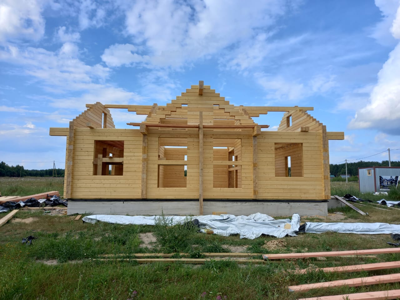 Сборка стен из бруса