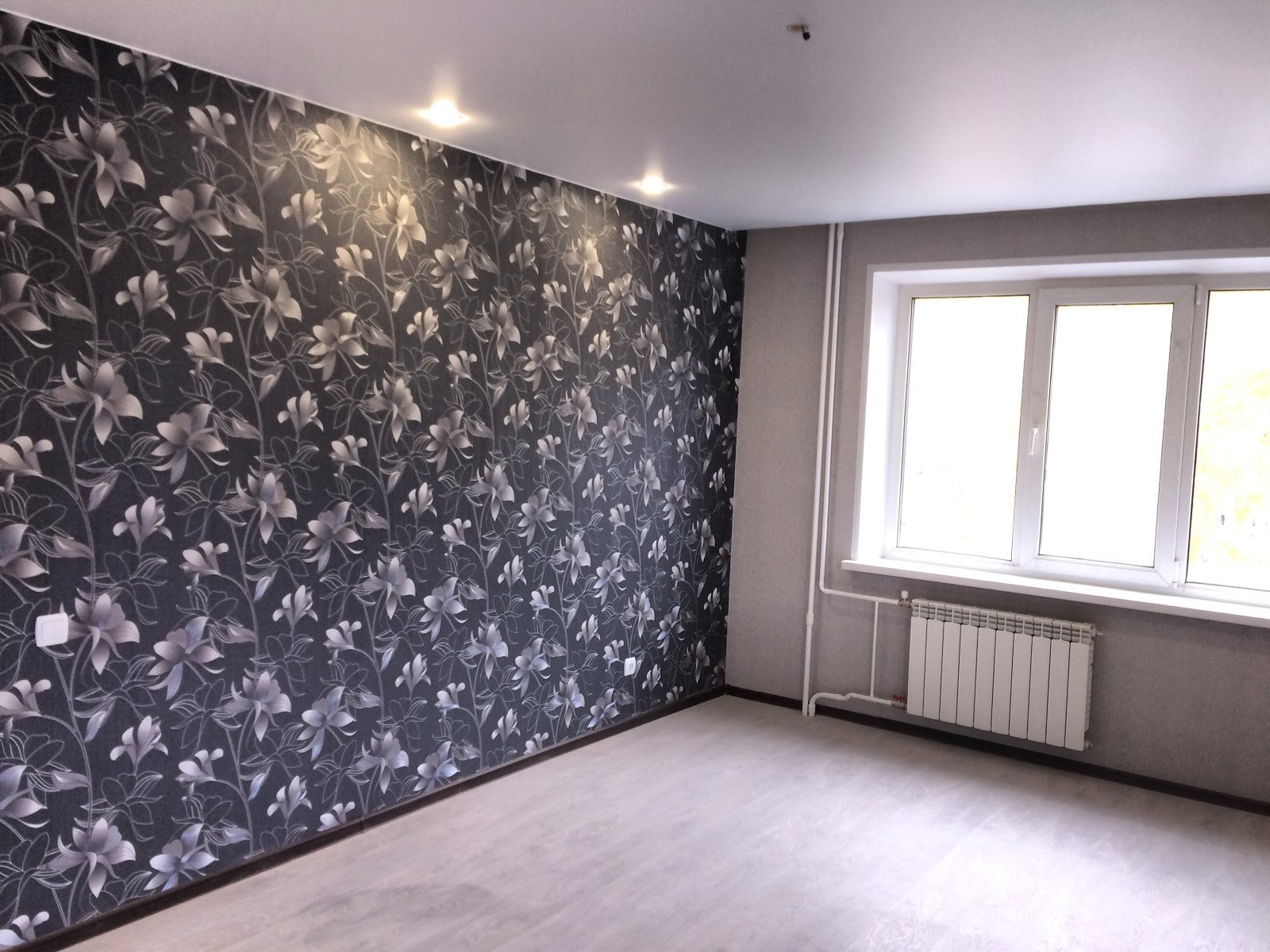 Профессиональная поклейка обоев