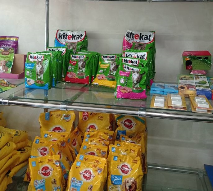 Корма для животных, птиц, аквариумных рыб