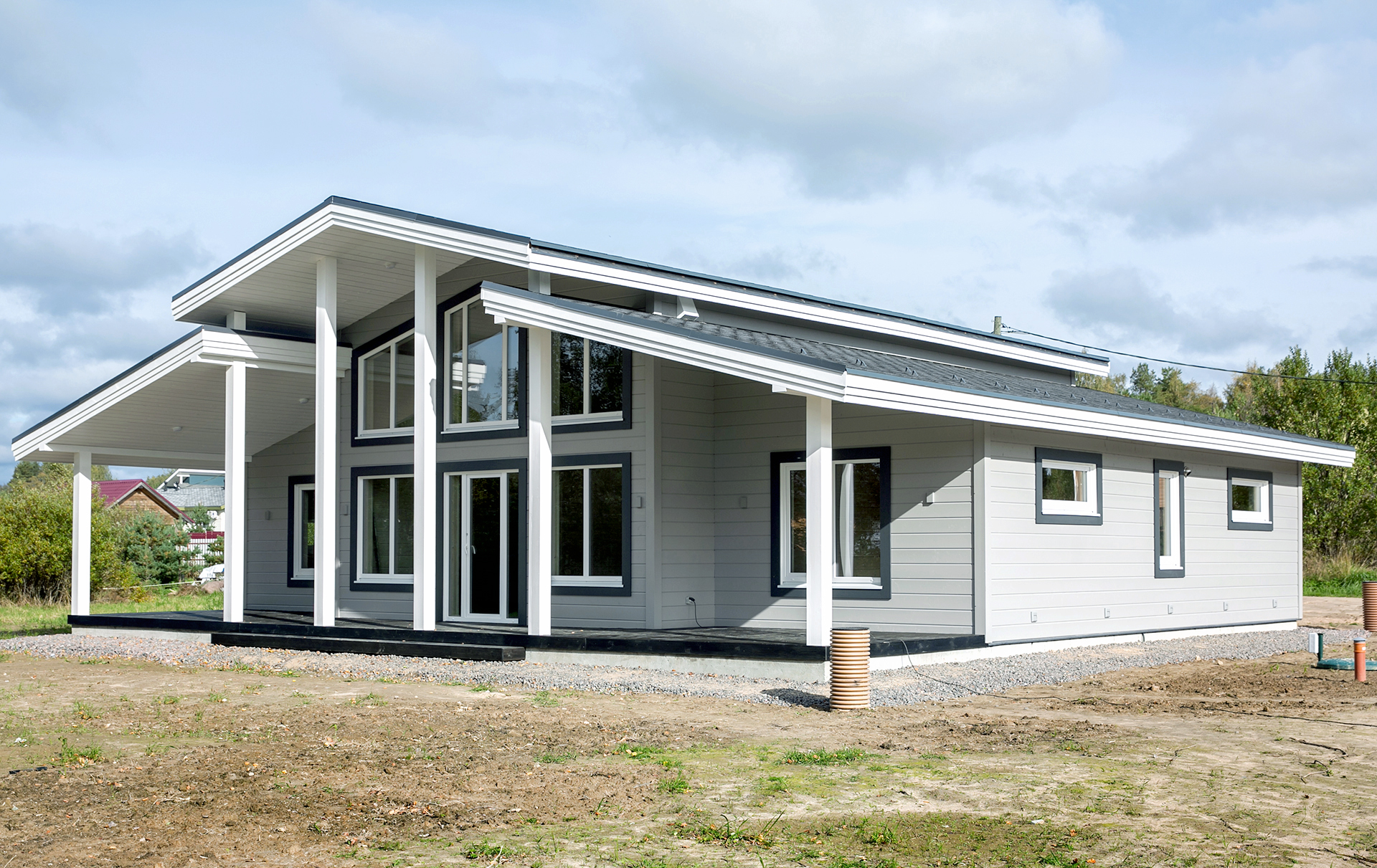 Строительство стен индивидуального жилого дома