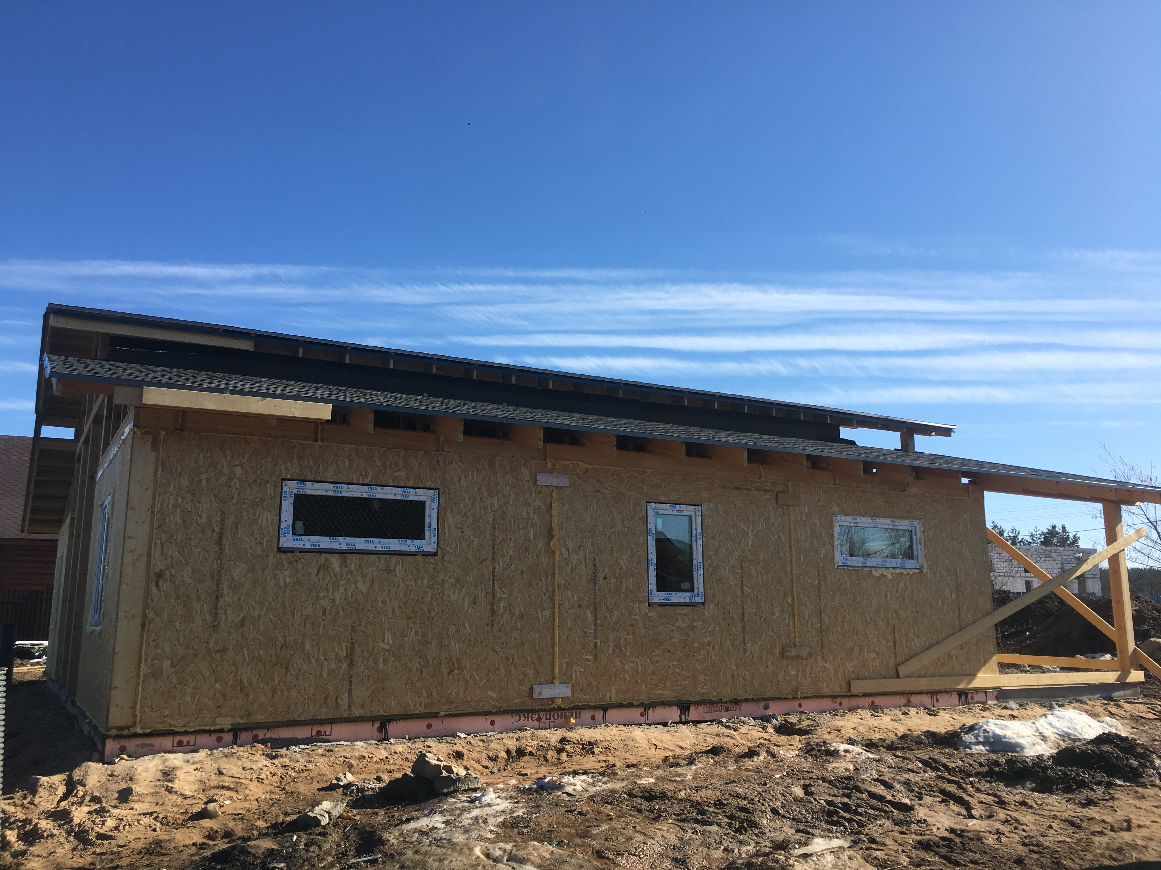 Строительство стен индивидуального жилого дома