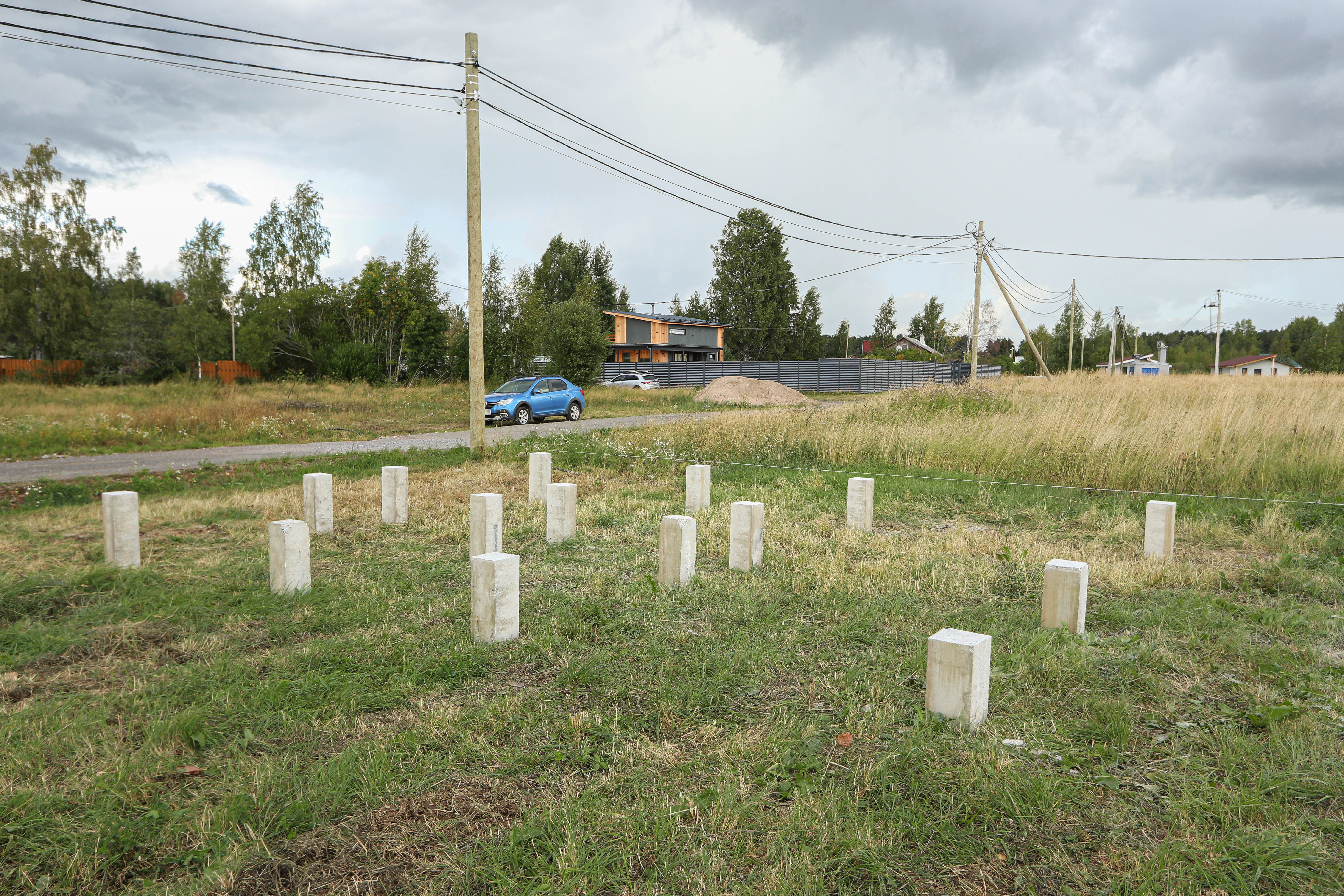 Возведение фундамента