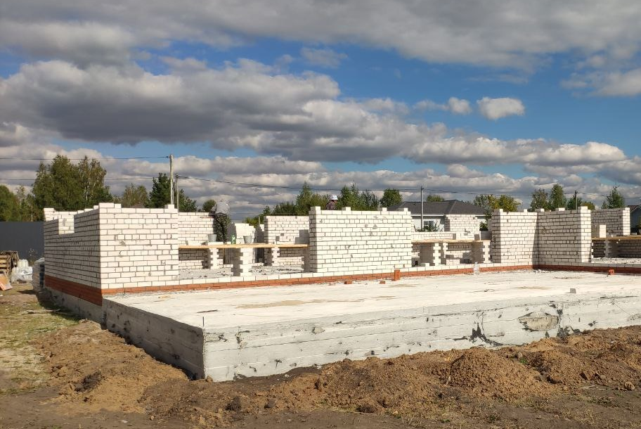 Возведение стен